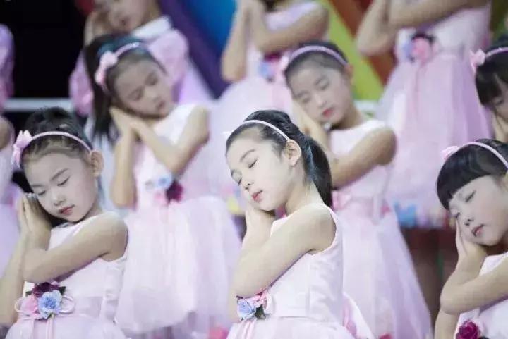 七巧板快乐宝贝节目,七巧板快乐宝贝爱唱歌2020