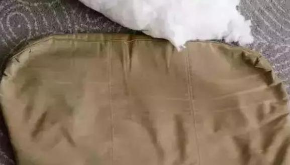 坐塌沙发,沙发越坐越塌