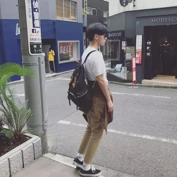 半个娱乐圈的女星都爱他?你绝对想不到他到底有多火!