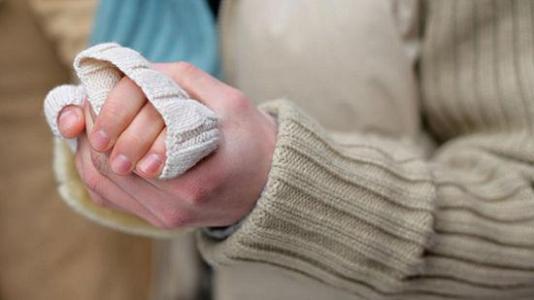 体寒女性经期应怎么调理,女性经期驱寒喝什么汤