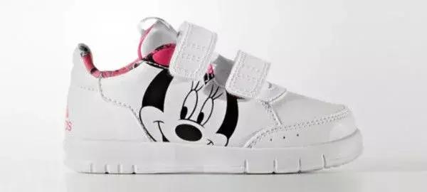 现在孩子的鞋,今年童鞋流行什么鞋