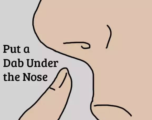 如何快速解决鼻塞打喷嚏的办法,如何快速解决鼻塞不通气