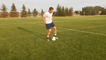 足球如何提高脚下频率和球感,初学者60分钟足球训练课