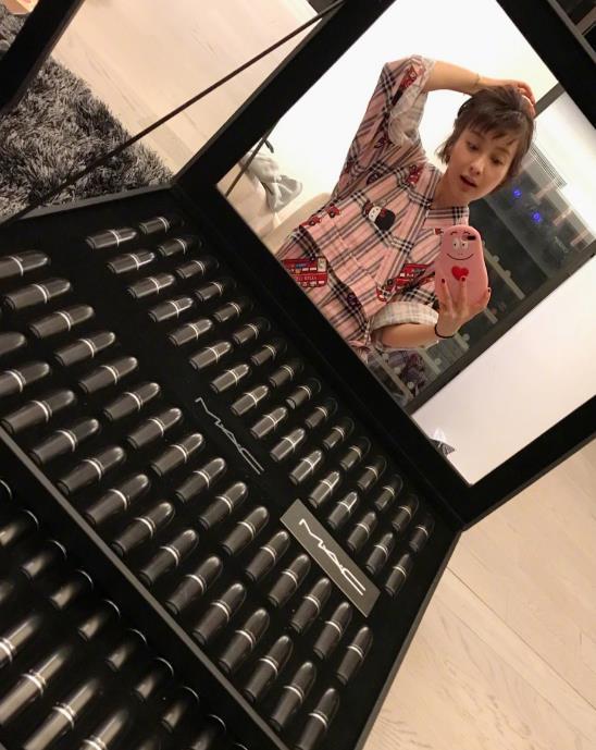 吴昕礼品,吴昕和何穗现状