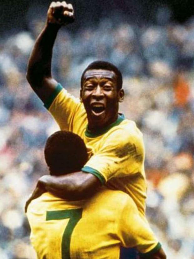 贝利三个世界杯冠军照片,贝利3次世界杯冠军含金量