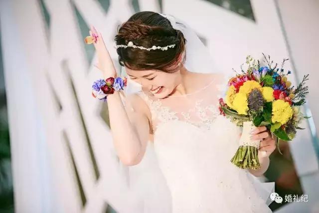 新郎变身奥特曼,婚礼上新郎扮奥特曼