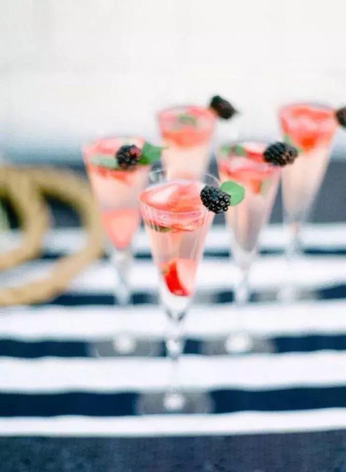 同事间结婚红包套路太多？为此我们采访了50位新娘