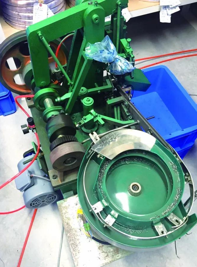 大师都爱用的千秋钩是怎样炼成的？