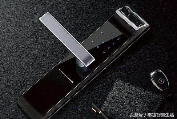 智能锁奇葩故障怎么解决,智能锁故障不自动锁门了怎么修复