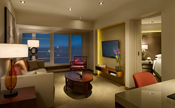 乐活旅行高调逃单，沙特公主携60名随从逃离酒店