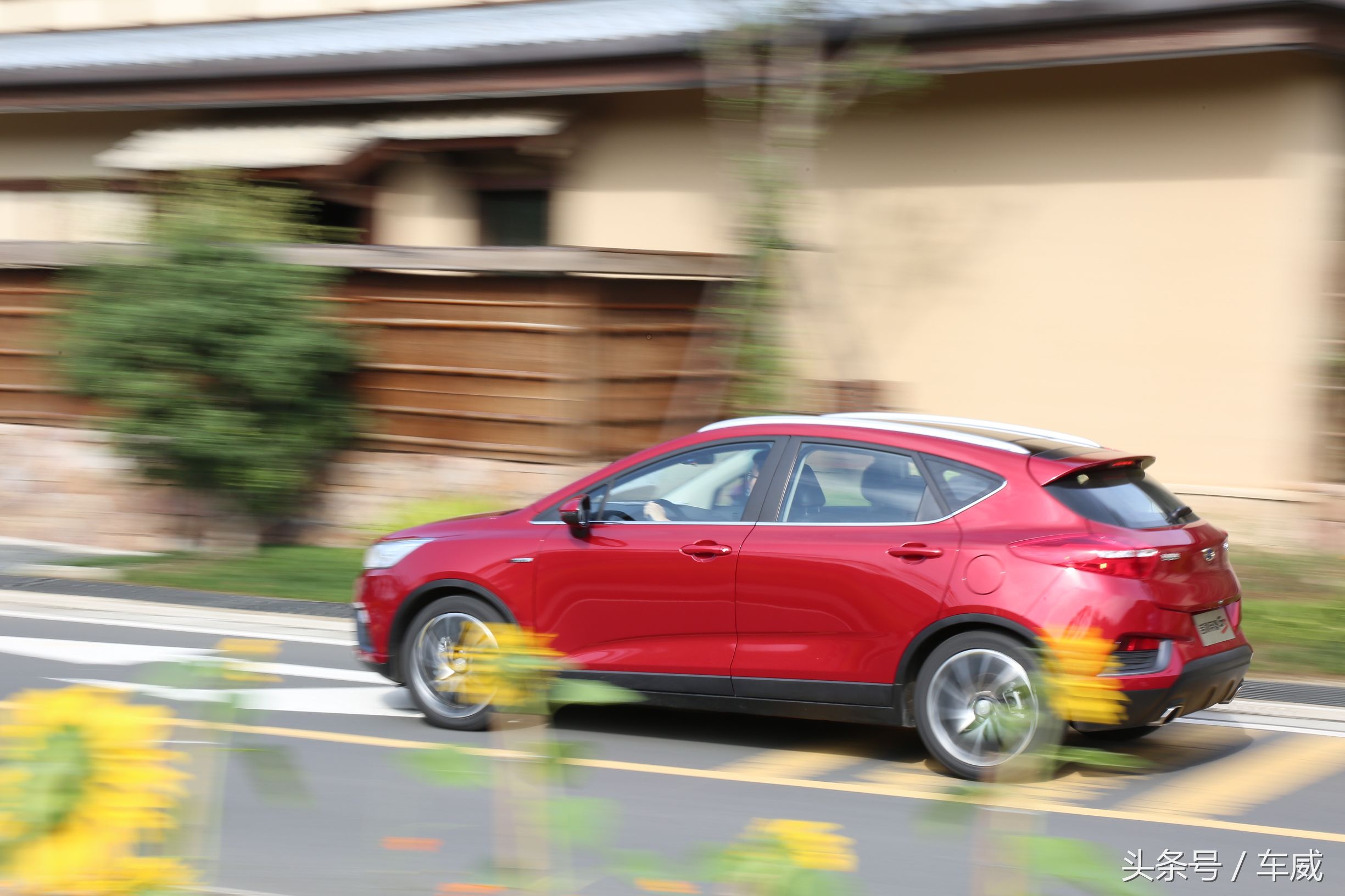 吉利帝豪gs2018款领潮版试驾,吉利帝豪gs测试