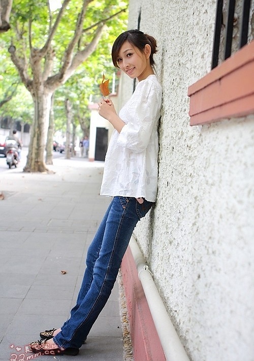 新婚夜，跟老婆亲热时我闻到了异味，我的一句话，她不再喜欢洗澡