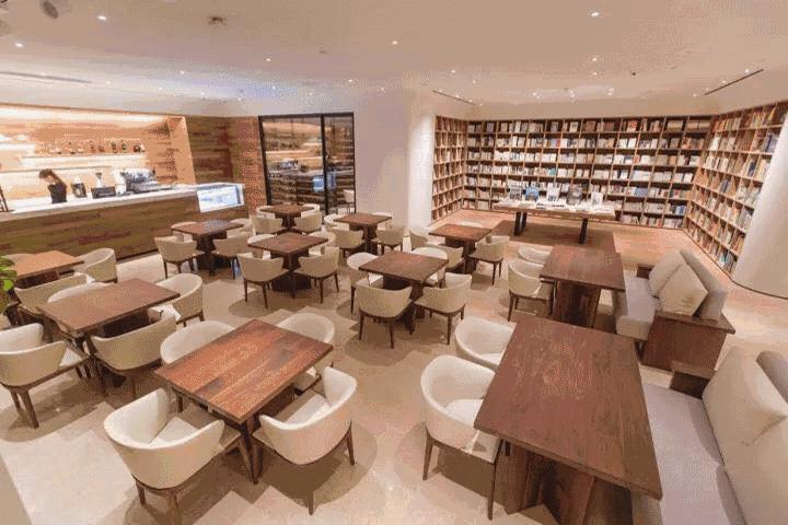 购物中心品牌女装开业,上半年购物中心服装品牌