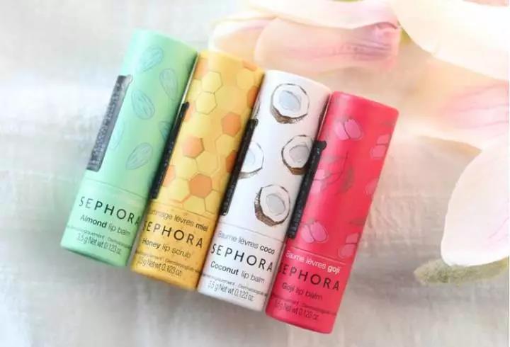 用什么保湿护唇膏好用又实惠,最遮唇色的护唇膏推荐