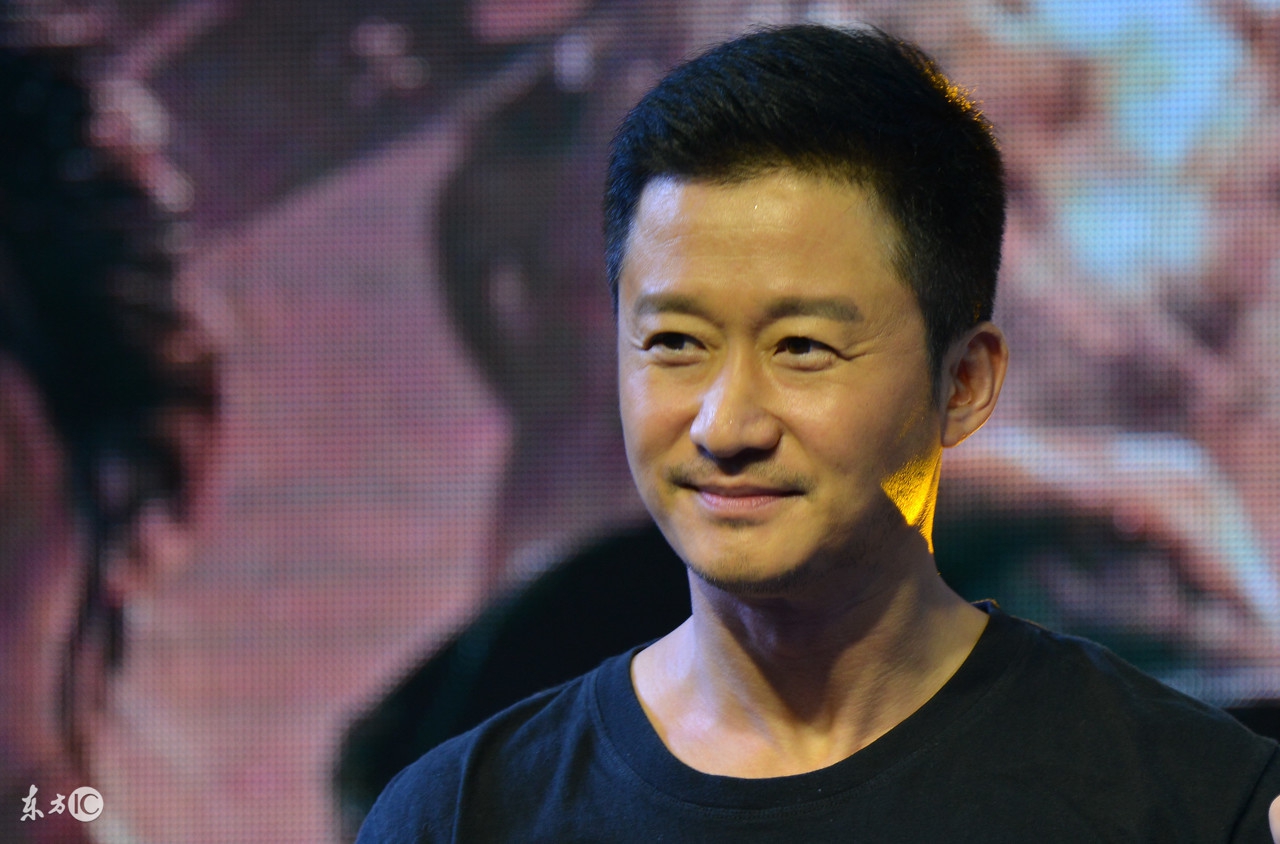 吴京军人梦背后的两个男人：特种兵之父刘猛和62亿编剧董群