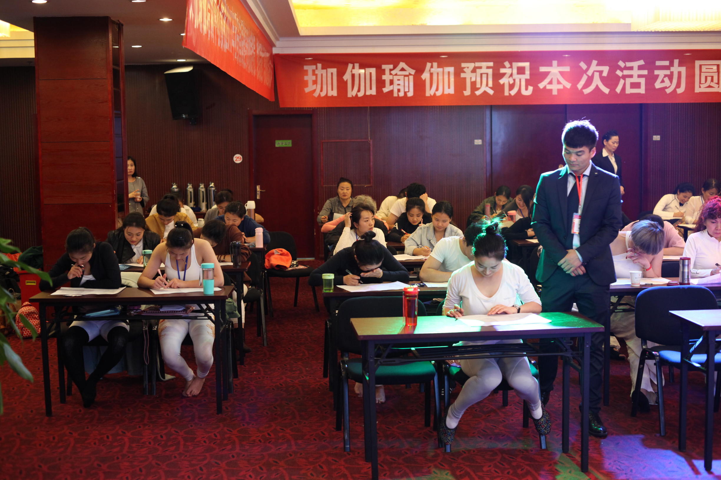 真实的功夫瑜伽,练瑜伽的基本功夫