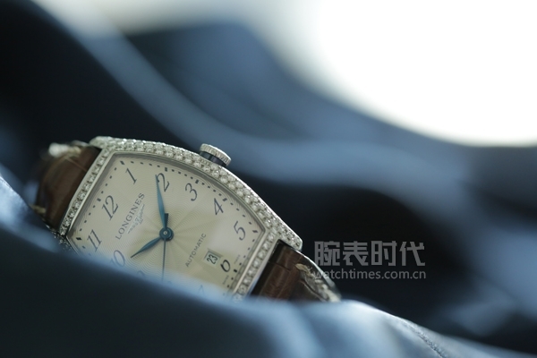这款浪琴手表好看吗,新款浪琴longines典藏系列