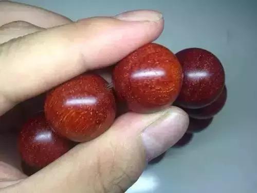 小叶紫檀手串鉴定方法,鉴定小叶紫檀手串
