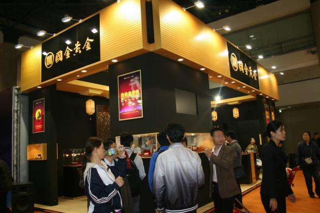 年售5吨金砖赚5亿，银行给它打工，国金黄金库存高压再扩产能