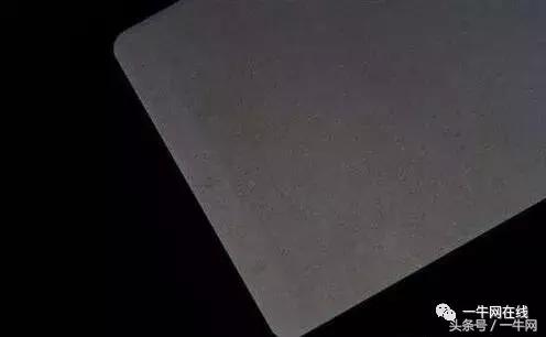 谷歌Pixel2惹大祸：渣屏/品控问题频出！揭秘乐视CEO梁军离职背后