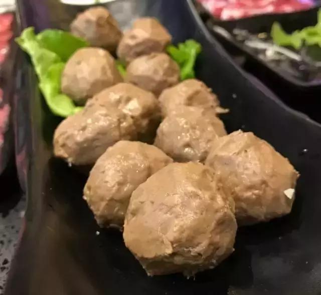 天冷了，一家一家吃起来，这些大连今年新开的网红火锅店