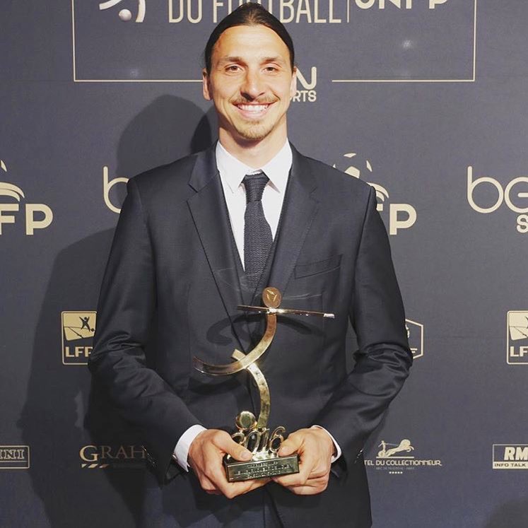 足坛经典对决纳瓦斯,天下足球05年欧冠决赛