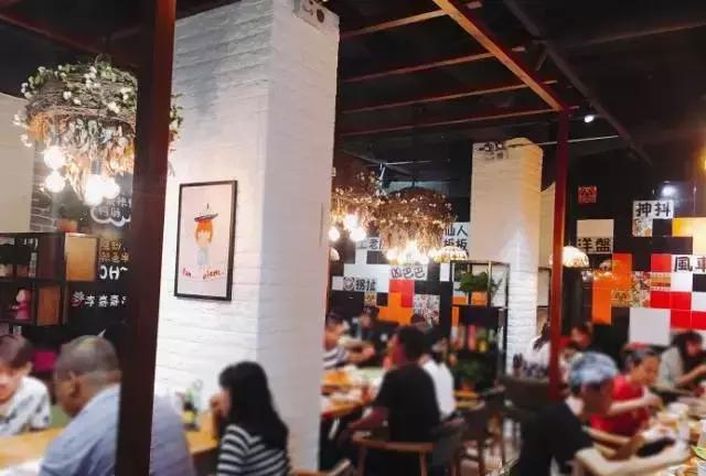 天冷了，一家一家吃起来，这些大连今年新开的网红火锅店