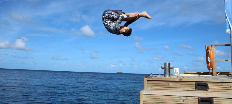 马尔代夫鲁滨逊岛美景,海岛旅游胜地马尔代夫岛