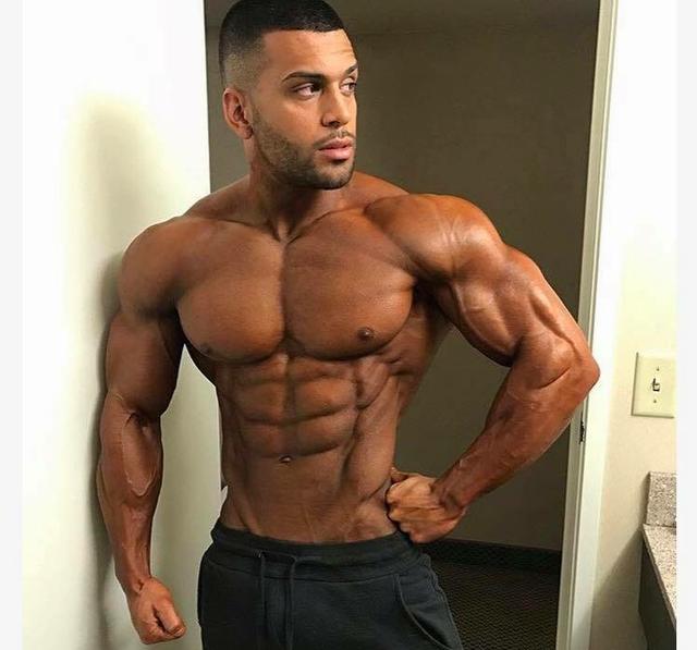 胸肌和背部这样练强度才能提升强度:8个动作绝对高强度强化胸背