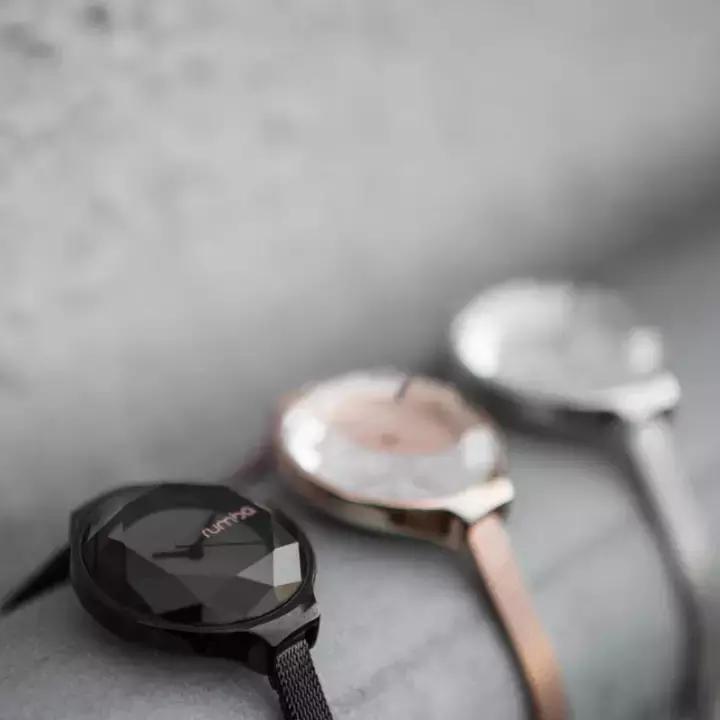 轻奢小众ins风手表,ins风小众轻奢气质手表