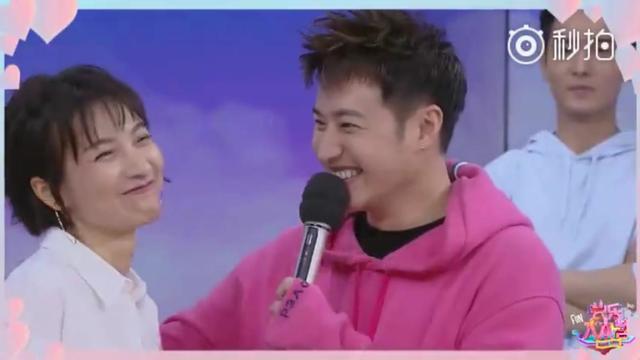 无尾熊CP再聚《快乐大本营》!潘瑋柏也太会撩了,何炅直呼我退出