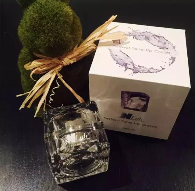 素颜神器自然裸妆提亮肤色,黄黑皮救星懒人素颜霜