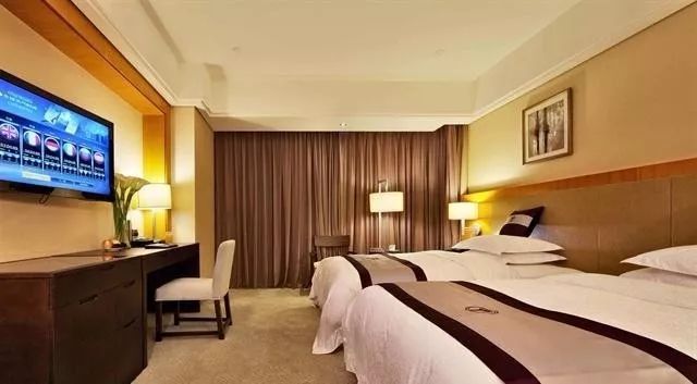 吃正宗阳澄湖大闸蟹饭店推荐,阳澄湖大闸蟹酒店哪家好