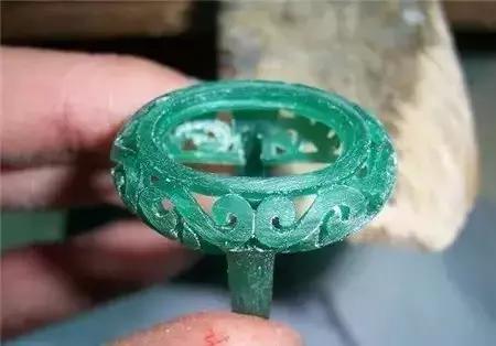 翡翠之美超凡脱俗,翡翠之美