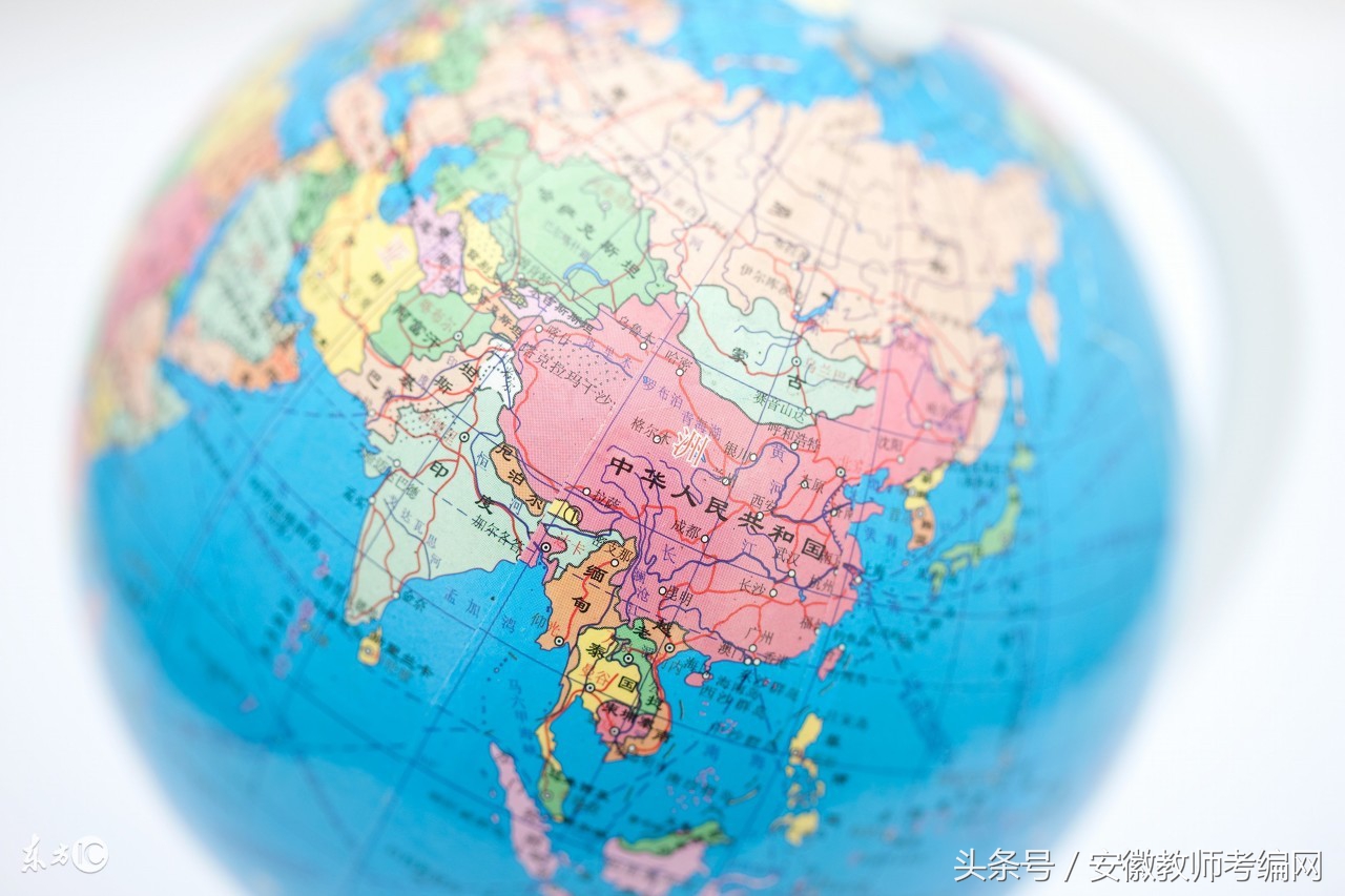 谁写的,太有才了!关于各学科教师的绝句,句句入心!