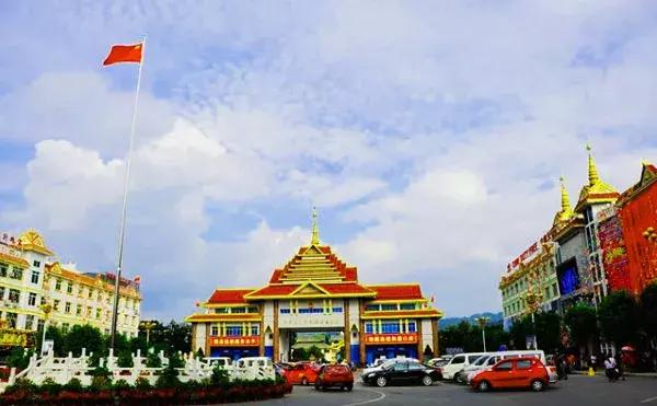 云南小城的美景,云南这座小城离丽江大理不远