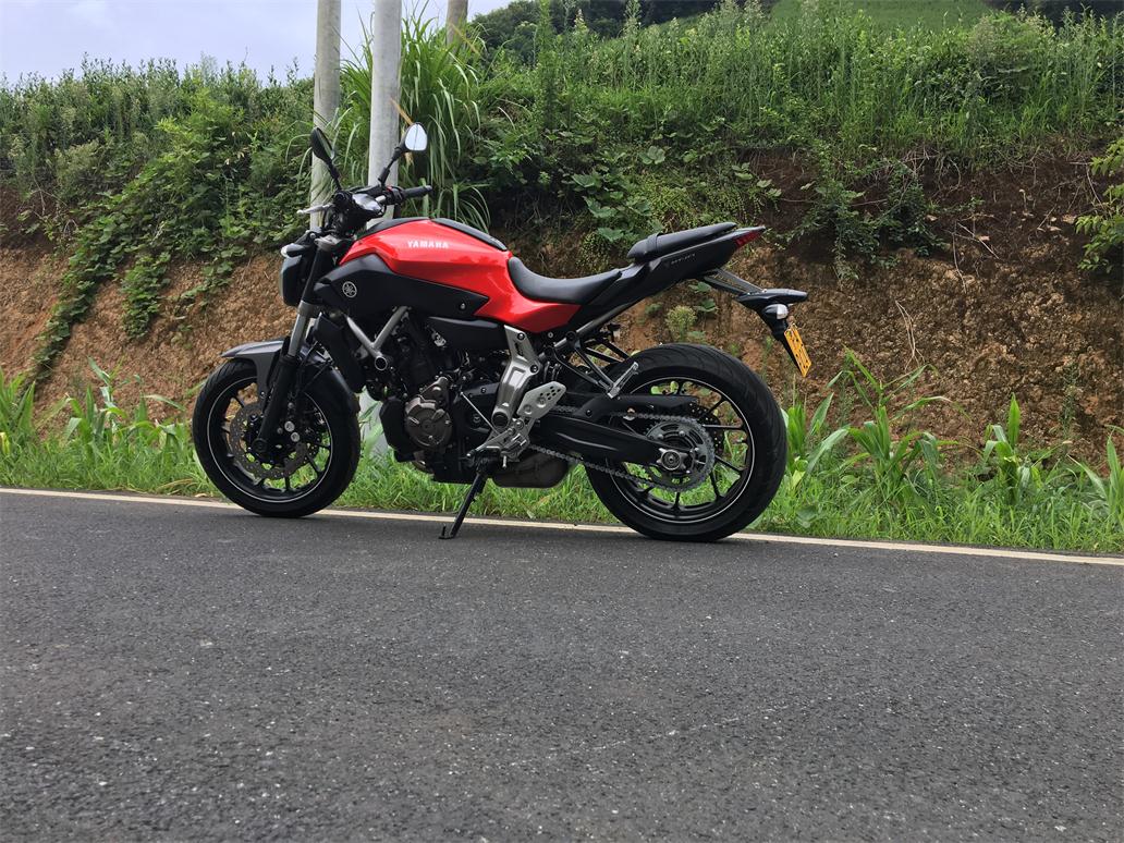 雅马哈mt-10,yamahamt-05