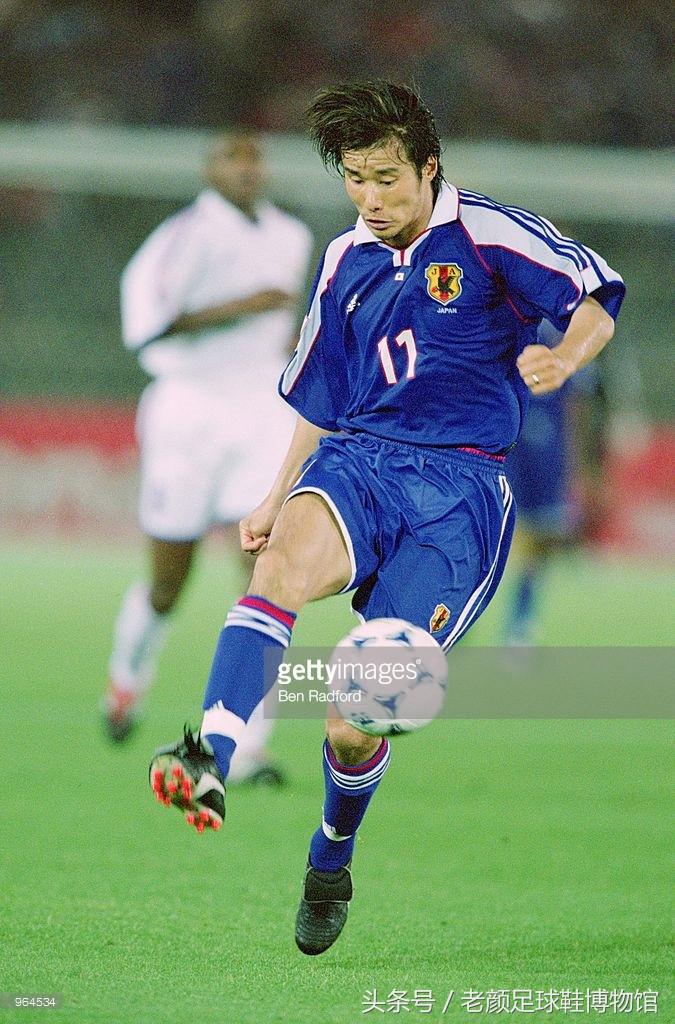 日本足球领先中国多少年，看看日系强货paramexico，你就有答案了