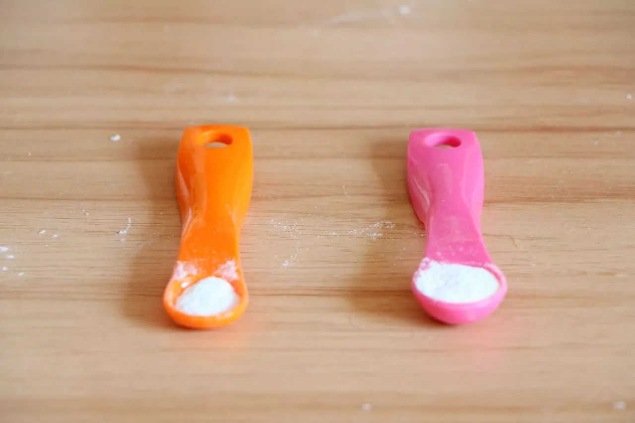 老面馒头包子的做法,早餐店老面包子馒头制作技术