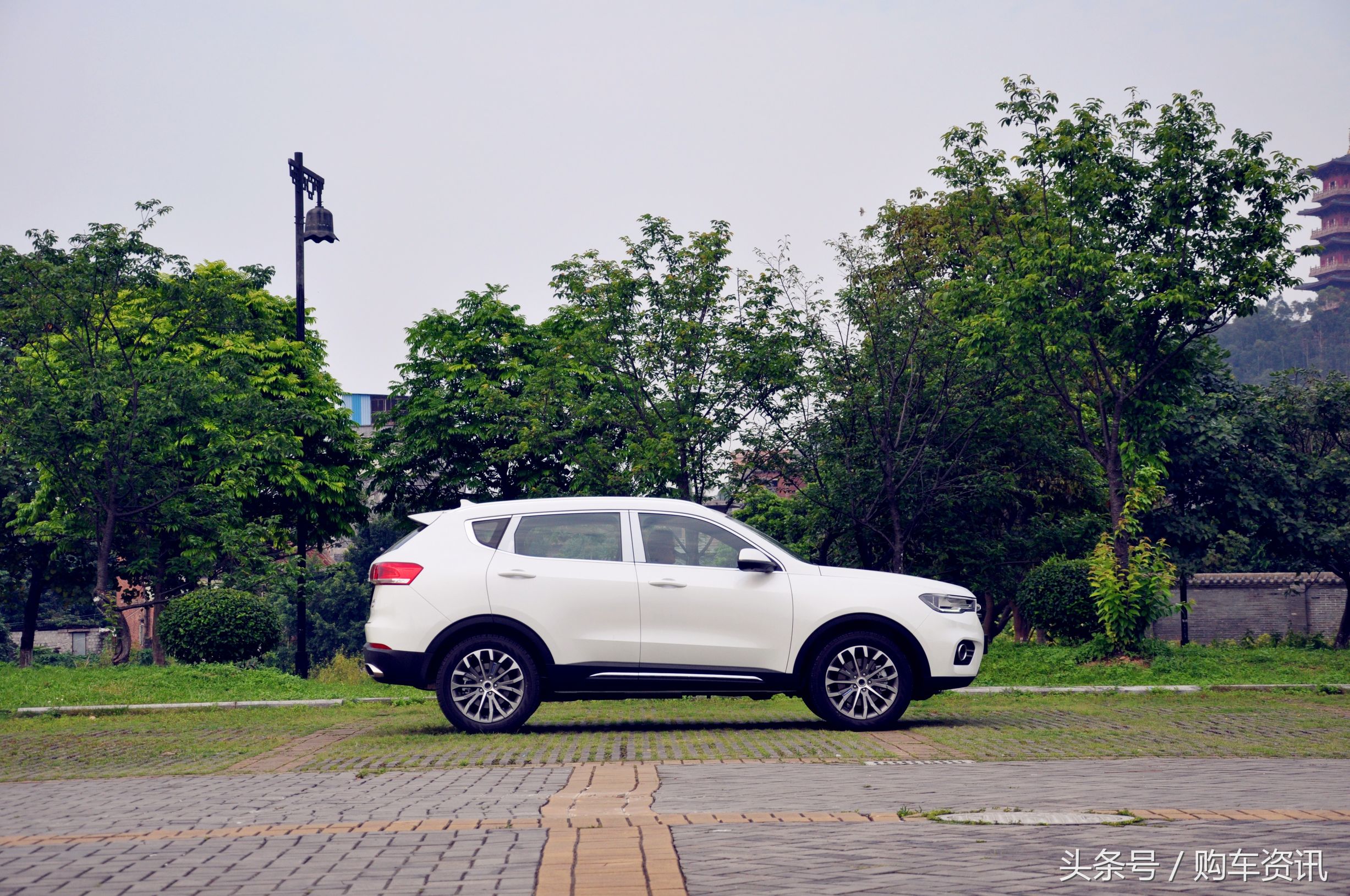 哈弗h6蓝标17款智尚版怎么挂挡,哈弗h6如何上牌子