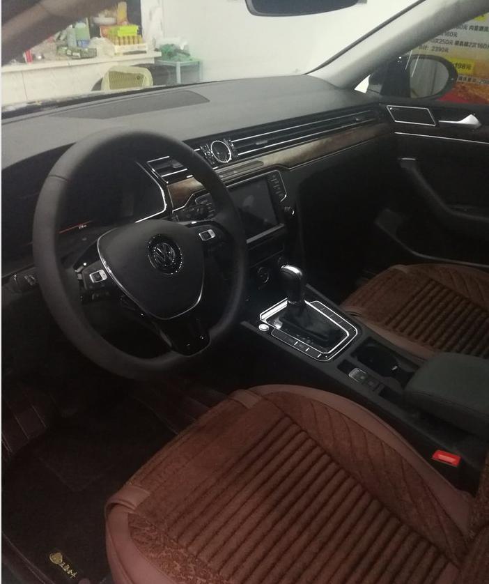 迈腾380尊贵哪里有现车,迈腾380尊贵版车展