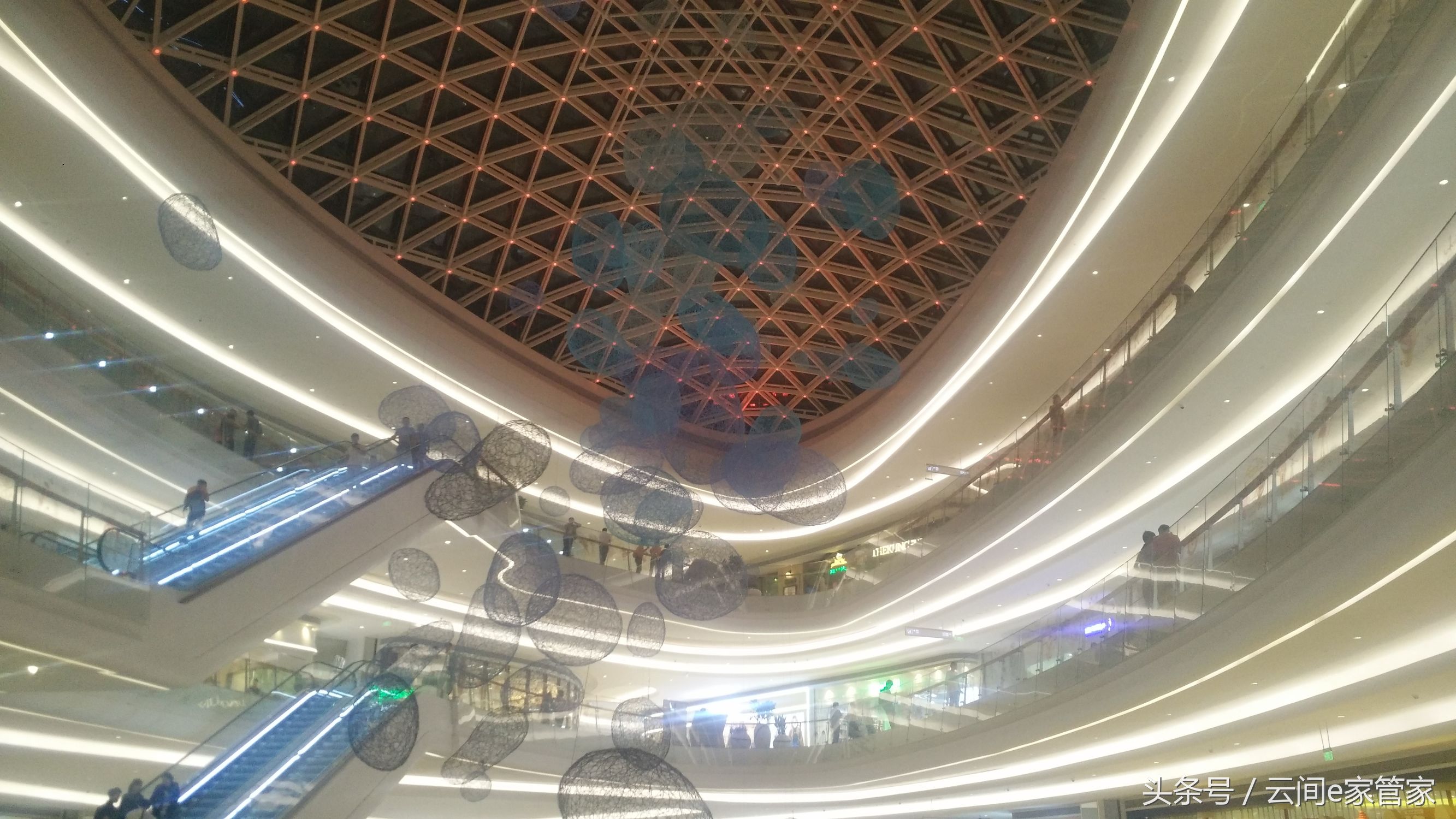 深圳最大壹方城购物广场,深圳最大商场龙华壹方天地