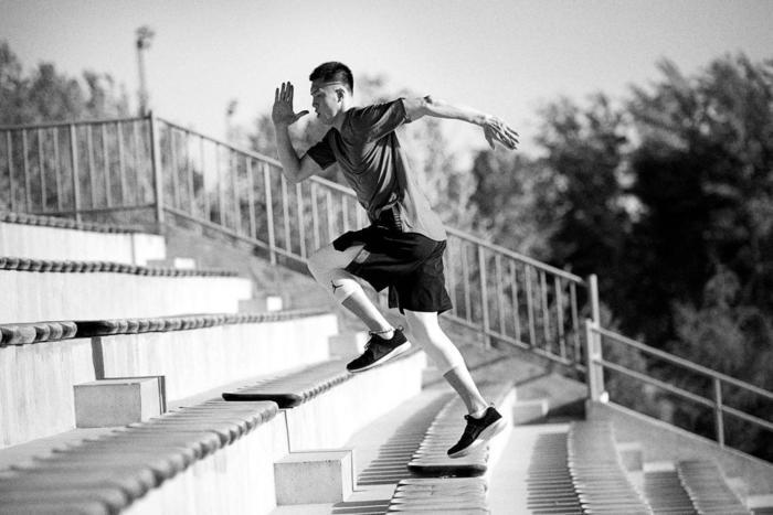 cba郭艾伦转会了吗,cba郭艾伦詹姆斯