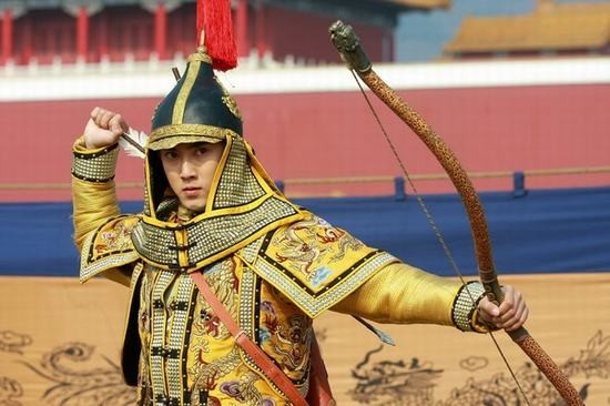 乾隆登基后第一子,本有机会立为皇储,无奈五阿哥永琪太优秀