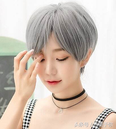 谁说圆脸女生不能剪短发,圆脸女生适合的短发瘦脸发型