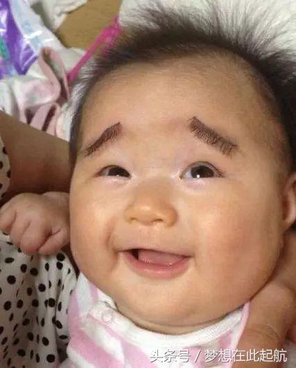 头发弯了不要紧，熨一下就好了，太逗了