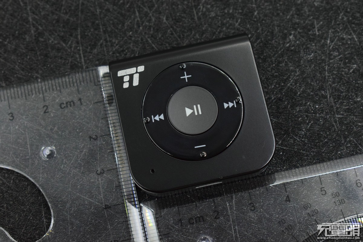 iPhone取消3.5音频接口，有线的重生——VAVA车载蓝牙接收器体验