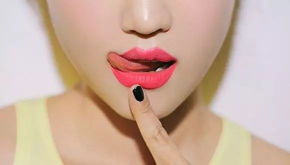 化妆步骤初学者化妆的正确步骤,泉州化妆学校教你从零开始学化妆