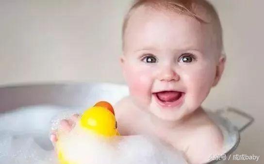 宝宝皮肤干燥怎么防止过敏,宝宝冬季怎么防止屋里干燥