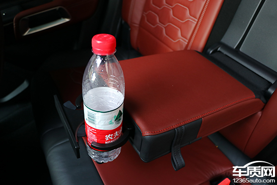 2022款雪铁龙天逸c5aircross,雪铁龙天逸c5实用性